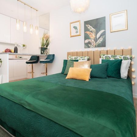 צ'סטוצ'ובה Gold Apartments Centrum מראה חיצוני תמונה