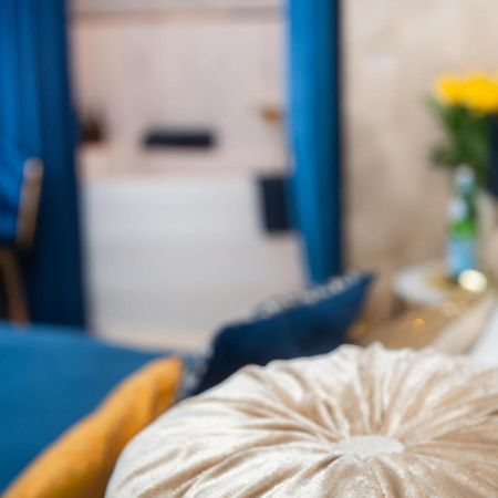צ'סטוצ'ובה Gold Apartments Centrum מראה חיצוני תמונה